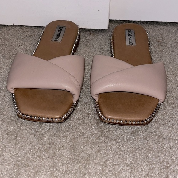 Steve Madden Tan Slide Sandals with Studded Trim, Size 9 - Picture 2 of 8